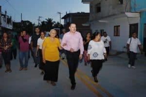 INAUGURACION CALLE ISACAR 8 "Jaime Cuevas cumple sus compromisos”, afirman vecinos de Mezcales