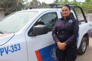 COMUNICADO 1336 María del Carmen García Bañuelos mujer policía 1 “Me gusta ser policía, lo hago con gusto y toda la actitud”