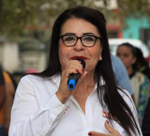 Maestra María estela Guerra Aguilar Hacen paro en escuelas, para exigir pago de nómina de maestros