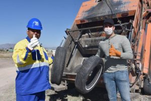 limpieza1 Municipio y estudiantes de la UAA se unen para limpiar espacios públicos