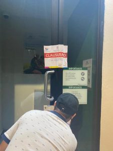1 1 Clausura Ayuntamiento de Tepic, Institución Bancaria por no reportar empleado con síntomas de Covid 19