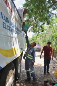 ACCIONES DENGUE Y DESAZOLVES 6 Coordina Jaime Cuevas acciones de prevención ante huracanes y dengue