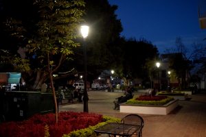 ALUMBRADO2 Municipio rehabilita alumbrado en jardines tradicionales
