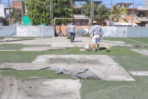 rehabilitación cancha Inicia rehabilitación de cancha de futbol rápido en Ixtapa