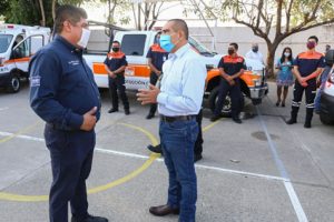 COMUNICADO 1516 Entrega vehículos de seguridad y rescate 5 Fortalece Gobierno Municipal cuerpos de seguridad y rescate