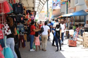 Comercio Ayuntamiento de Tepic realiza operativos sanitarios