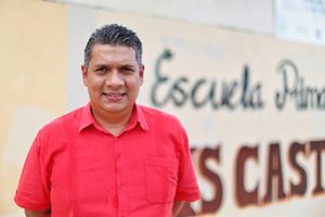 MAS ESCUELAS BENEFICIADAS 3 Agradecen a Jaime Cuevas apoyo permanente a la educación