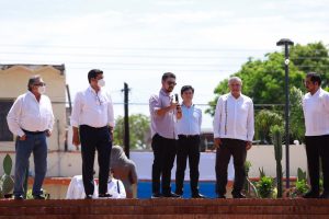 AMLO Tecuala 8 Mantiene López Obrador compromiso con los nayaritas; asegura que seguirá apoyando a los que menos tienen