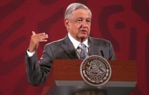 amlo3 1 610x389 Se cumplirá el compromiso de no aumentar impuestos, dice López Obrador