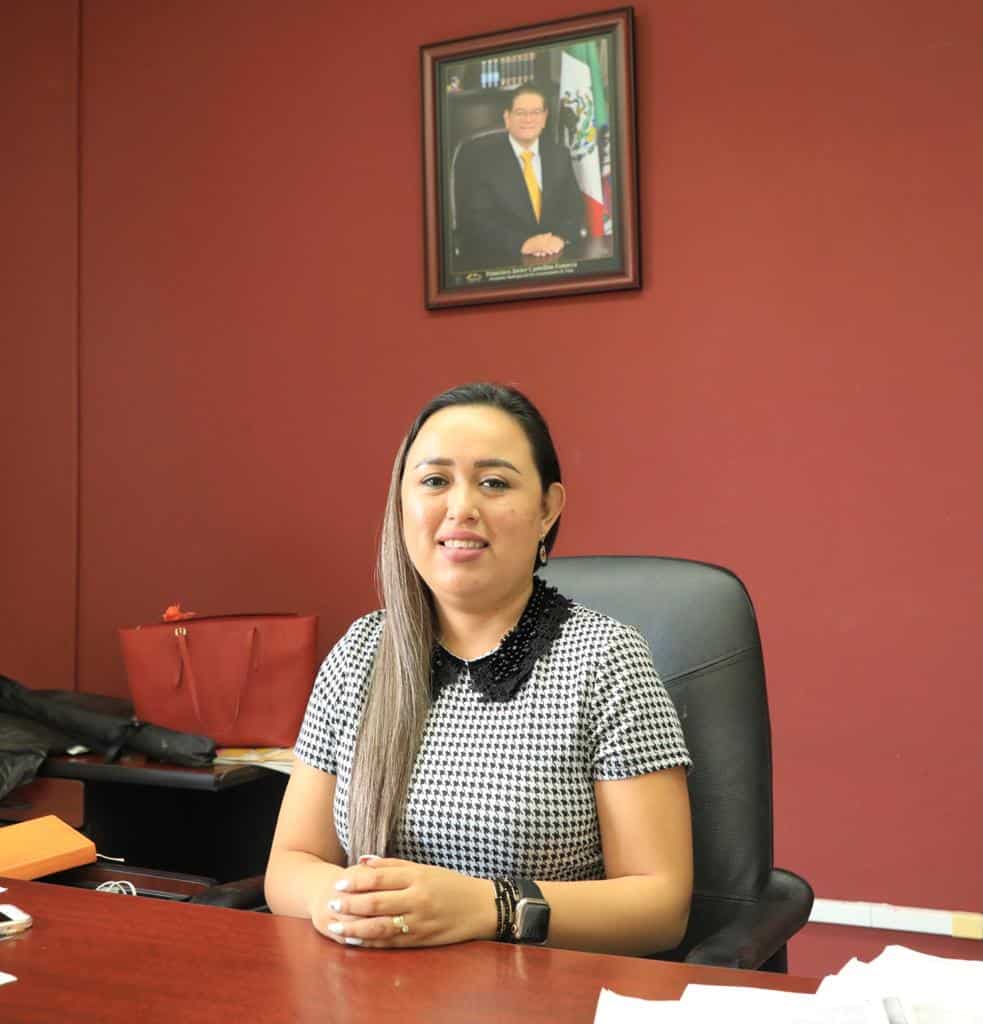 directora de catastro Ayuntamiento de Tepic continúa ofreciendo apoyos en el pago de Predial
