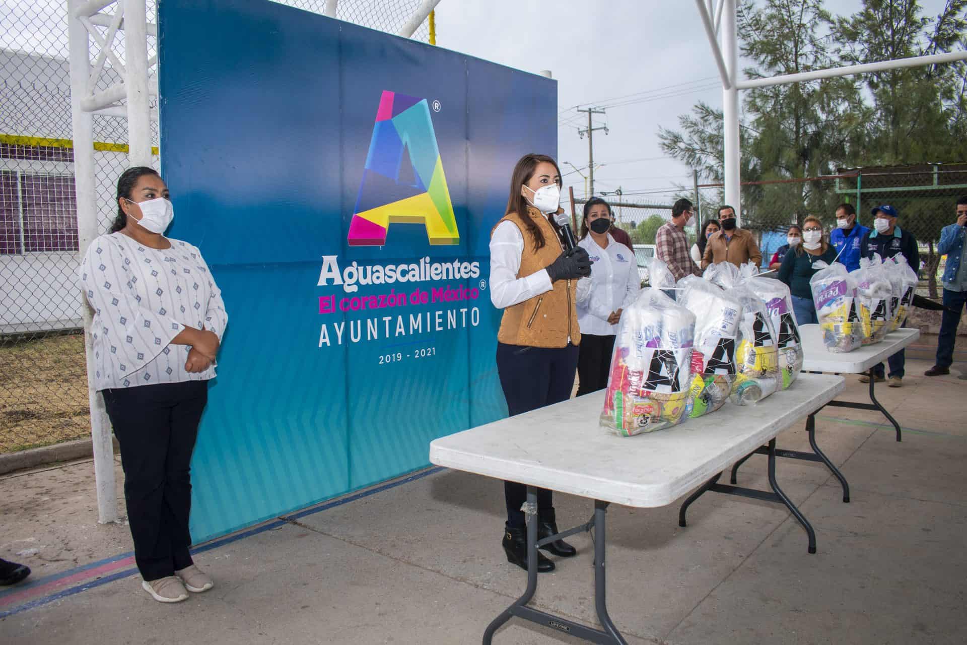tere apoyos Más de 200 mil apoyos alimenticios ha entregado Tere Jiménez este año a familias de Aguascalientes