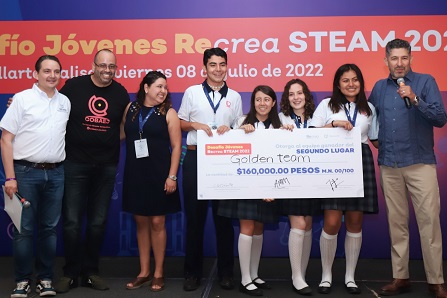 premiacion alumnos 2 Premian a talentosos bachilleres de Jalisco