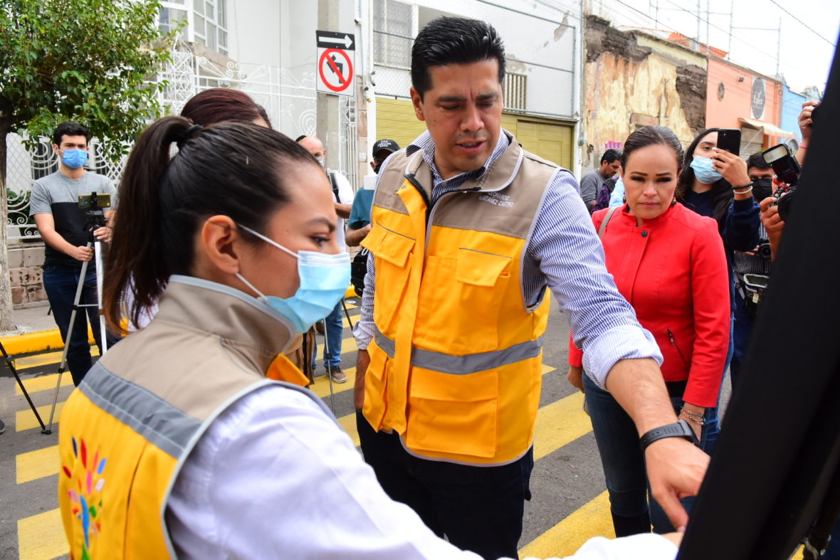 IMG 8441 1 scaled El presidente municipal Leonardo Montañez entregó obras de rehabilitación de vialidades del centro