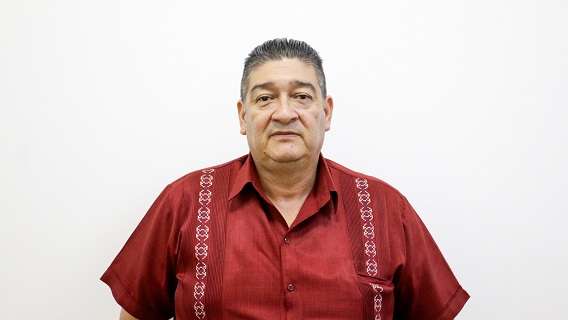 oficial mayor 2 Carlos Virgen Fletes, al frente de la Oficialía Mayor Administrativa