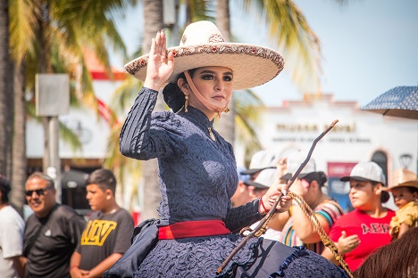 charros escaramuza PV se engalana nuevamente con el tradicional Desfile Charro