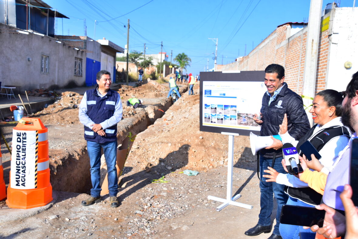 DSC 4166 scaled Inicia municipio rehabilitación de vialidades en comunidades rurales con concreto hidráulico