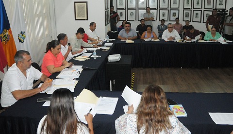 Consejo Municipal 1 Autoriza Consejo Municipal de Giros Restringidos 111 permisos