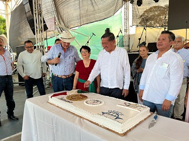 Ejido Ixtapa 2 Profe Michel asistió a celebración del 67 aniversario del Ejido de Ixtapa