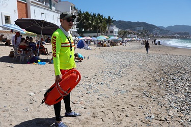 autoridades presentes en playas Autoridades mantienen presencia en playas y puntos de afluencia turística del municipio