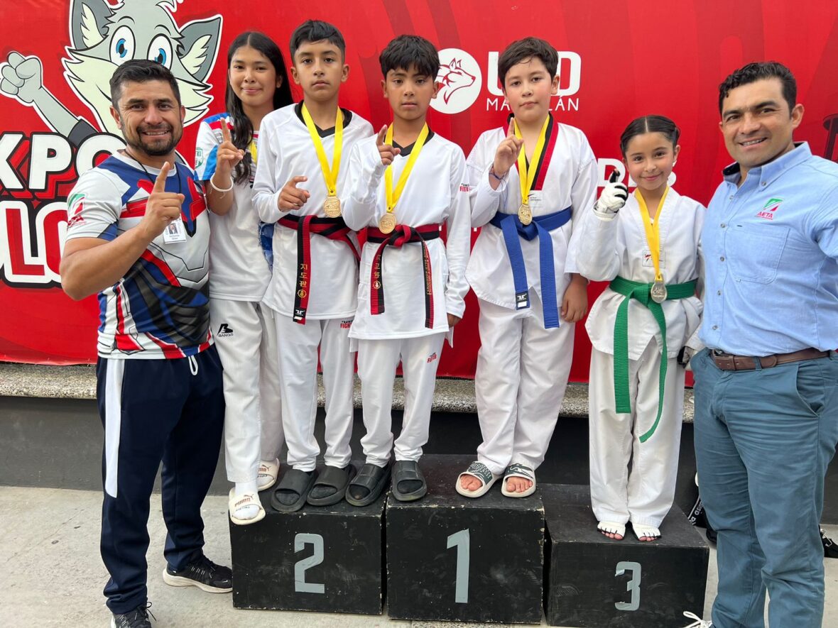 WhatsApp Image 2024 05 06 at 1.49.22 PM 2 scaled TAEKWONDOÍNES DE AGUASCALIENTES LOGRARON 5 MEDALLAS EN COMPETENCIA NACIONAL