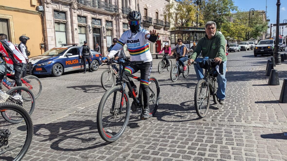 13 scaled FESTEJA EL DÍA DEL PADRE ESTE DOMINGO EN VÍAAGS