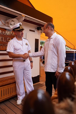 amerigo ves Visita al Amerigo Vespucci, increíble experiencia