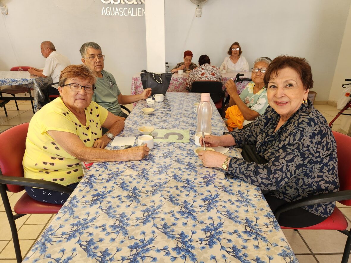 50 scaled “CASA DEL ABUELO” DEL DIF ESTATAL, UN ESPACIO DE SANA CONVIVENCIA Y SOCIALIZACIÓN PARA ADULTOS MAYORES