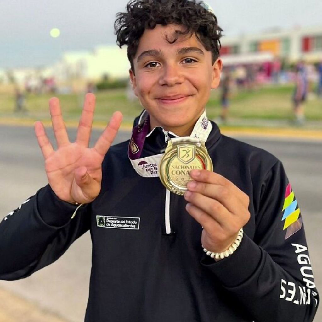 24 2 SEGUNDA MEDALLA PARA EL AGUASCALENTENSE PATRICIO DE LUNA EN PANAMERICANOS DE PATINAJE