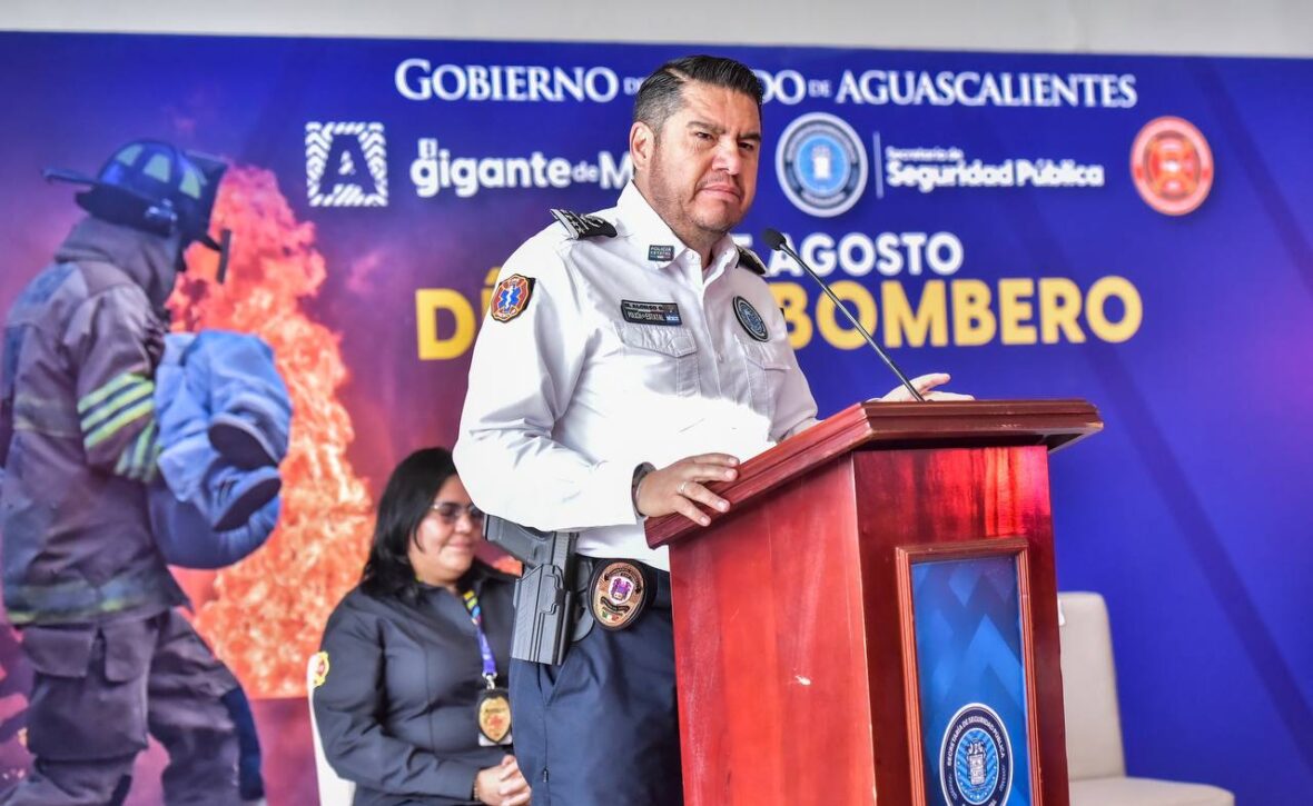 28 4 scaled RECONOCEN IMPORTANTE LABOR DE LOS BOMBEROS EN SU DÍA