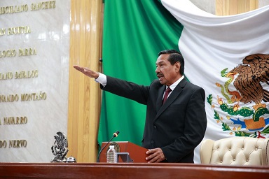 Trigesima Cuarta Legislatura al Congreso de Nayarit 17 agosto 2024 2 Instalan la Trigésima Cuarta Legislatura al Congreso de Nayarit