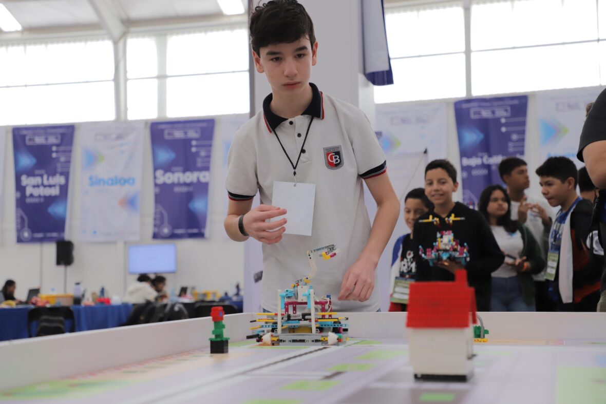 44 scaled JÓVENES TALENTOS EN ROBÓTICA LOGRAN SU PASE A LA OLIMPIADA INTERNACIONAL EN TURQUÍA