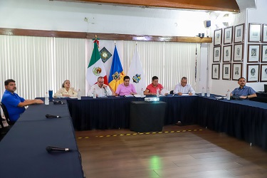 Comision de Adjudicacion de Obra Publica2 Aprueban obra de pavimentación de calle Abasolo, en colonia El Cerro