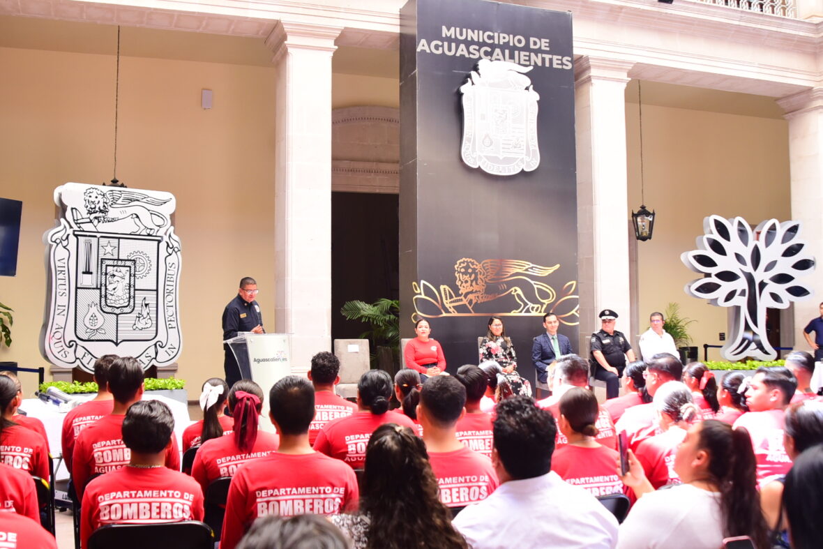 DSC 3449 scaled CONMEMORA MUNICIPIO DE AGUASCALIENTES EL DÍA NACIONAL DEL BOMBERO CON GRADUACIÓN DE VOLUNTARIOS