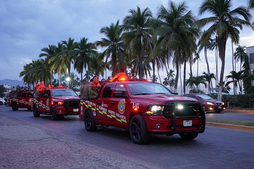 pc 2 Mayor capacitación y equipamiento para Protección Civil y Bomberos