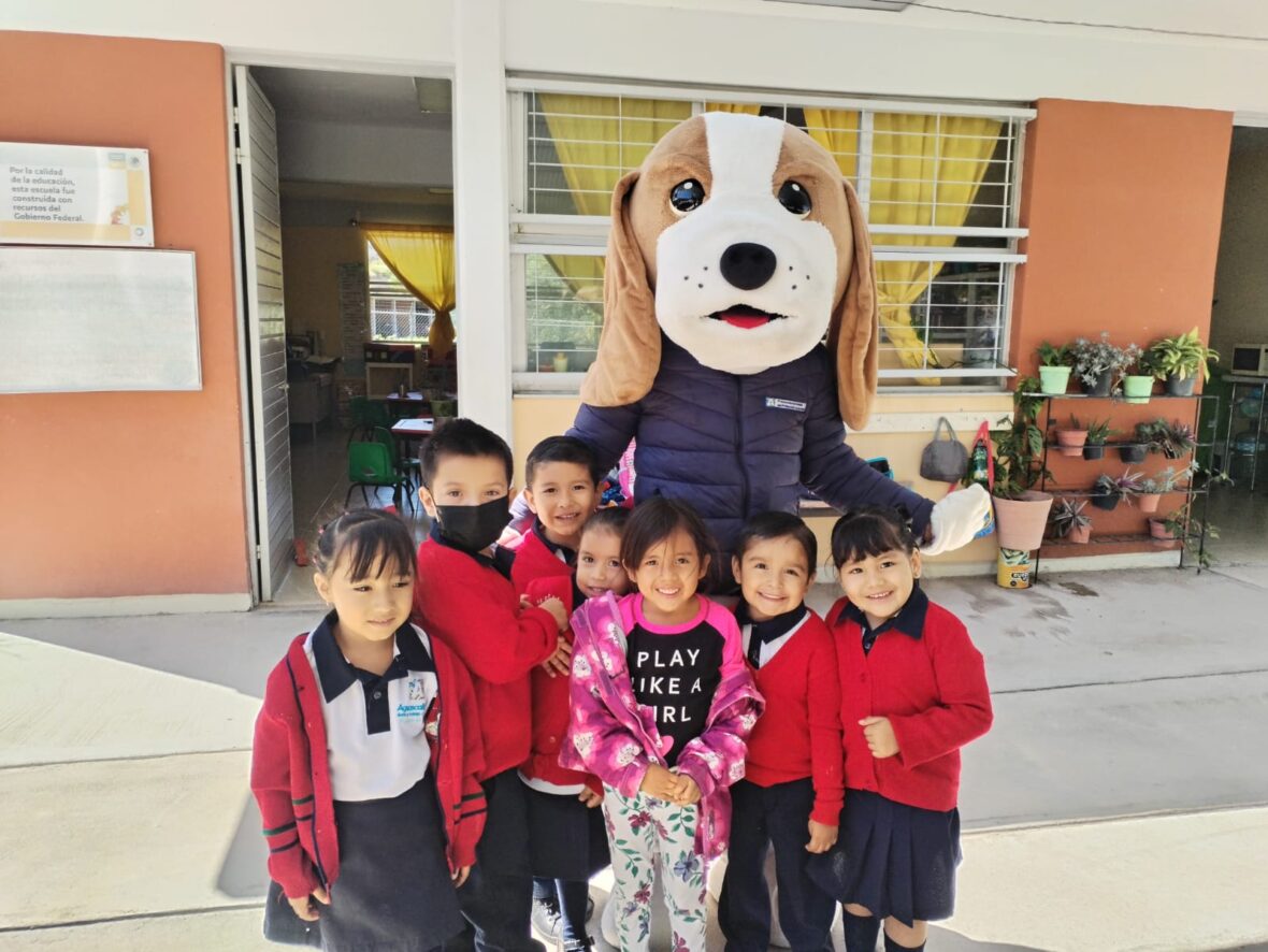 21 1 scaled HUMANE SOCIETY INTERNATIONAL IMPARTE TALLERES EN LAS ESCUELAS SOBRE EL CUIDADO DE LAS MASCOTAS