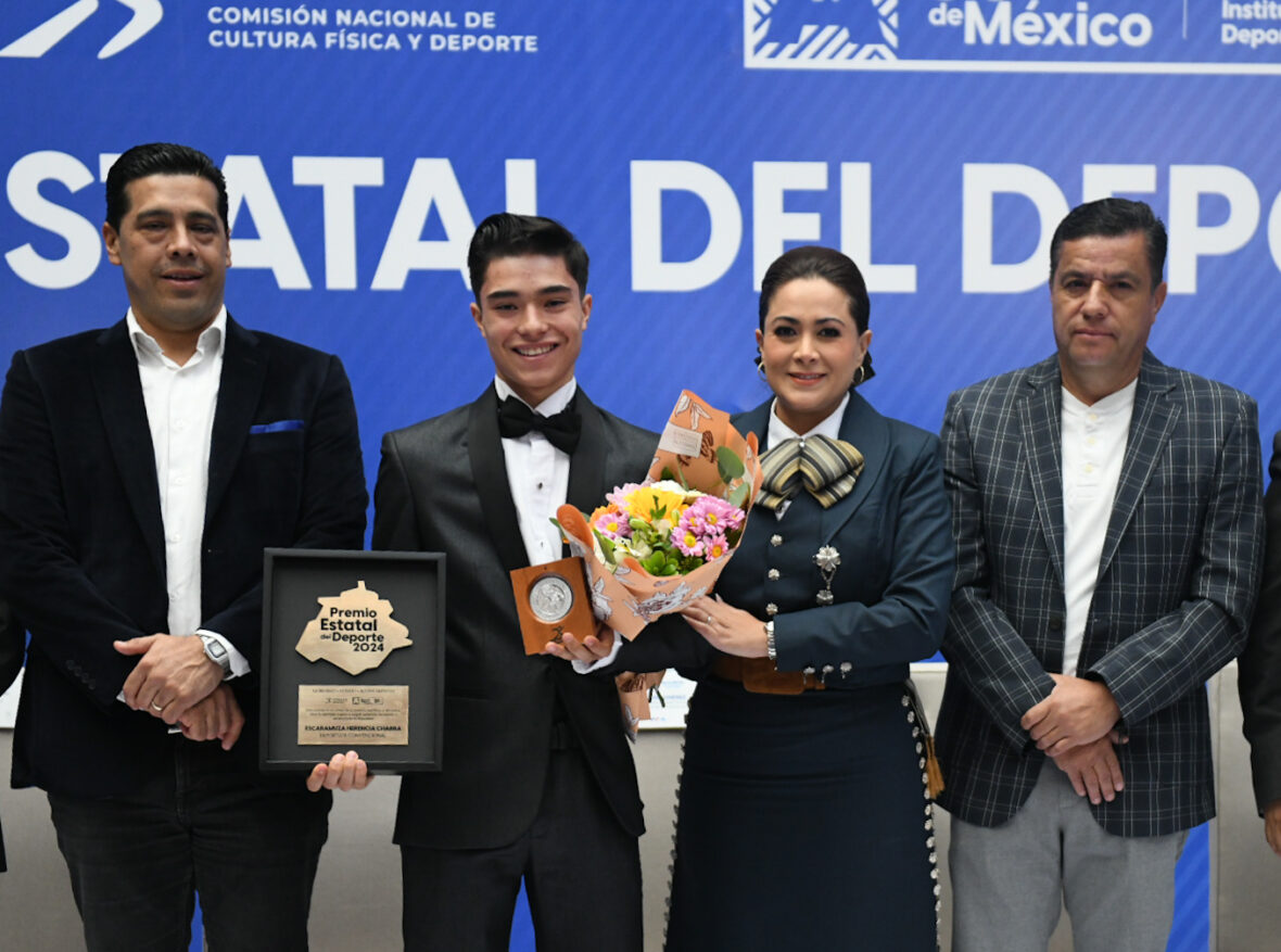 14 2 scaled RECONOCE TERE JIMÉNEZ A ATLETAS DESTACADOS CON EL PREMIO ESTATAL DEL DEPORTE