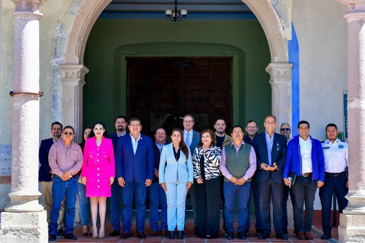 19 scaled TERE JIMÉNEZ REFRENDA SU COMPROMISO CON EL DESARROLLO DE TODOS LOS MUNICIPIOS DE AGUASCALIENTES