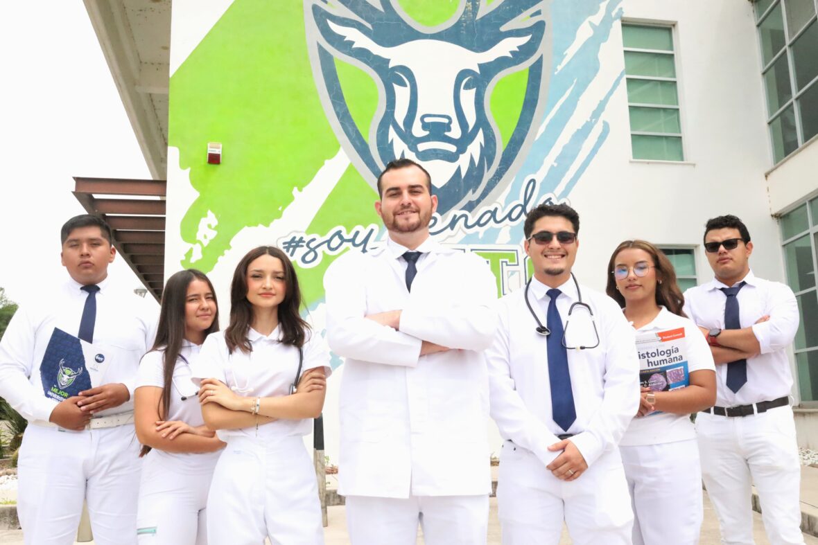 52 1 scaled ABRIRÁN SEGUNDO GRUPO PARA LA CARRERA DE MEDICINA DE LA UNIVERSIDAD TECNOLÓGICA DE CALVILLO: TERE JIMÉNEZ