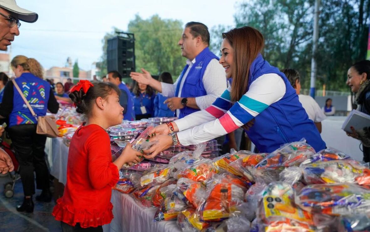 22 2 scaled LLEVA TERE JIMÉNEZ MENSAJE DE NAVIDAD A LAS FAMILIAS DE AGUASCALIENTES