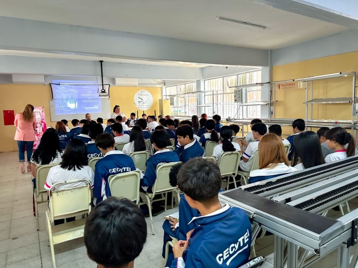 463756768 948626723976648 2786667894200869082 n scaled ACERCA INSTITUTO MUNICIPAL DE LA MUJER PLÁTICAS Y SERVICIOS DE ORIENTACIÓN A LAS COLONIAS