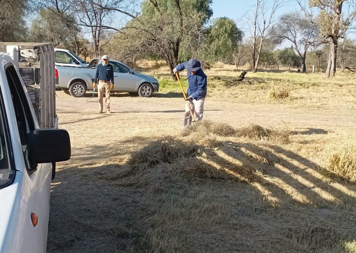 IMG 20250201 110905 scaled REFUERZA MUNICIPIO LOS TRABAJOS DE PREVENCIÓN DE INCENDIOS EN EL ÁREA NATURAL PROTEGIDA LA PONA