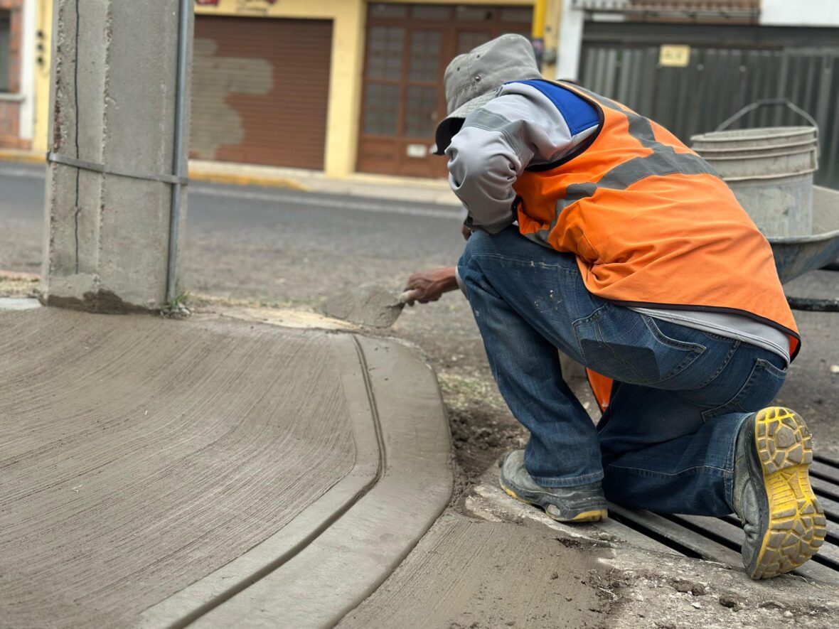 Imagen de WhatsApp 2025 02 19 a las 12.47.47 aa604889 scaled 1 scaled REALIZA SECRETARÍA DE OBRAS PÚBLICAS MUNICIPALES TRABAJOS PREVENTIVOS EN LA ZONA FERIAL