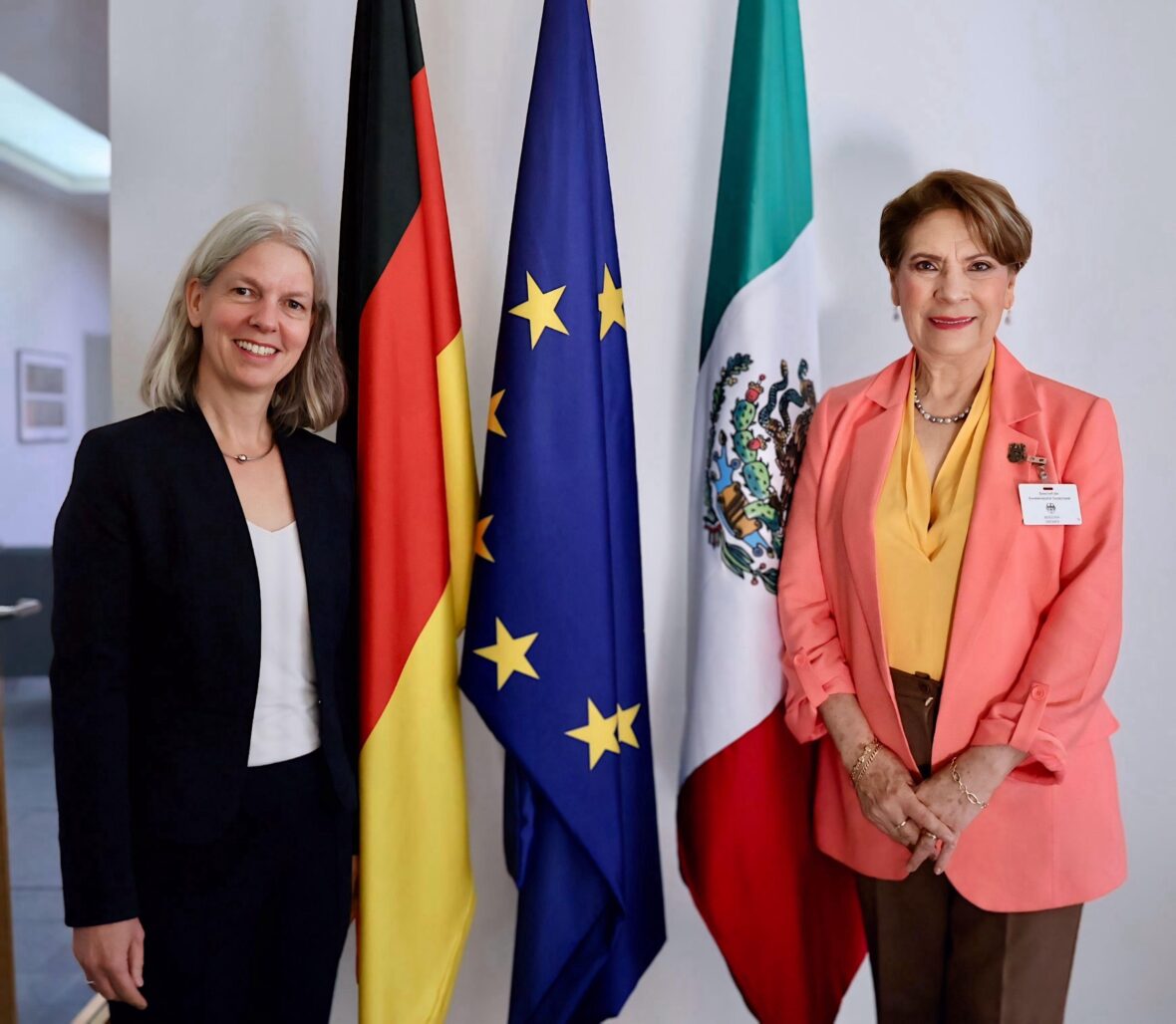 24 1 scaled GRACIAS AL COMPROMISO DE TERE JIMÉNEZ, EMPRESAS ALEMANAS ABRIRÁN VACANTES PARA ADULTOS MAYORES