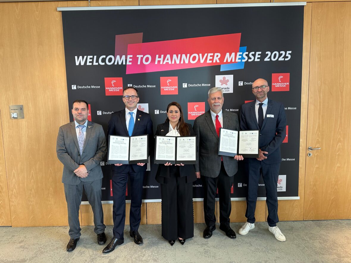 37 scaled TERE JIMÉNEZ DESARROLLA INTENSA GIRA DE PROMOCIÓN ECONÓMICA POR EUROPA