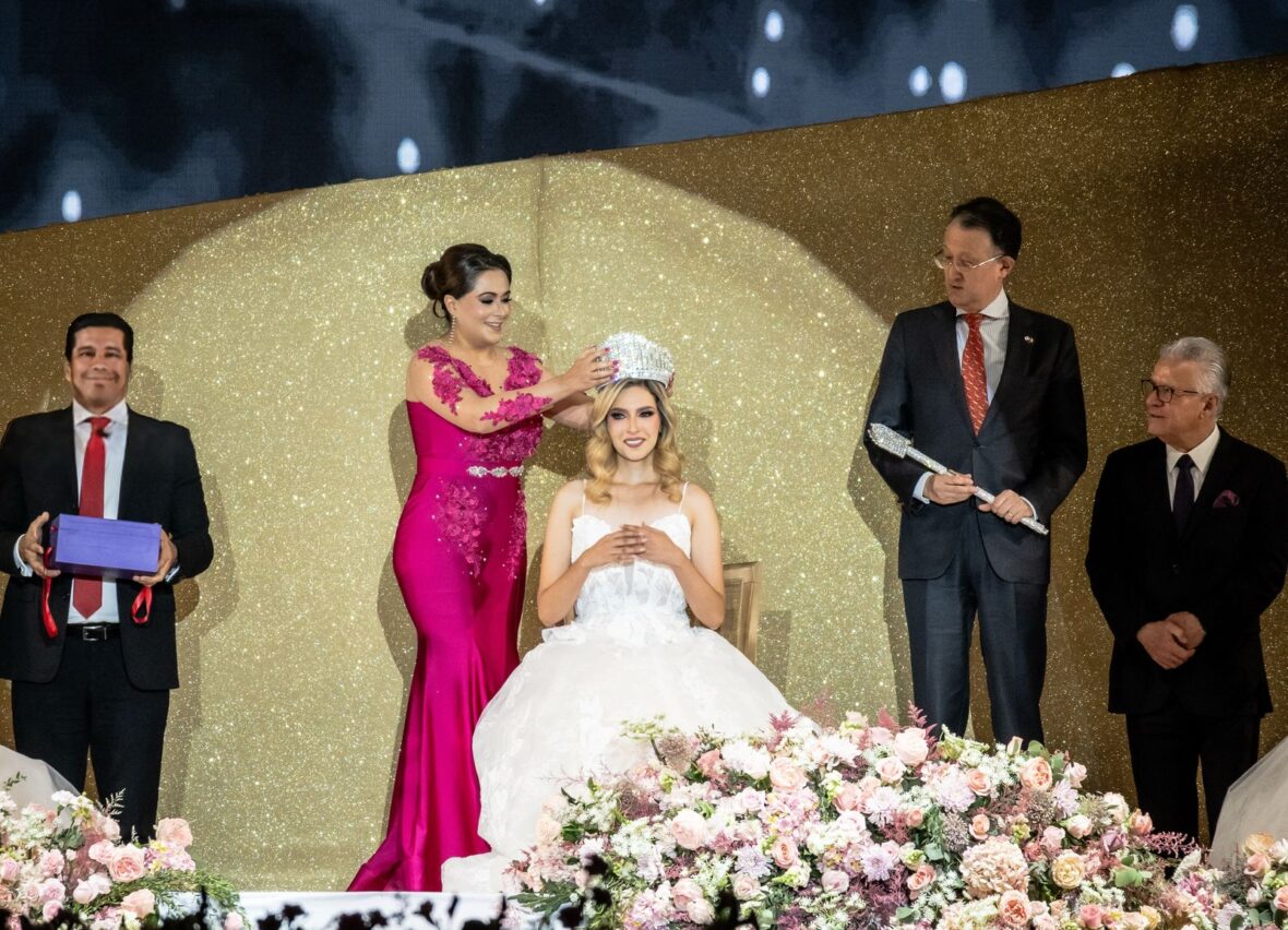 45 1 scaled ENCABEZA TERE JIMÉNEZ LA CORONACIÓN DE DANIELA I, REINA DE LA FERIA NACIONAL DE SAN MARCOS 2025
