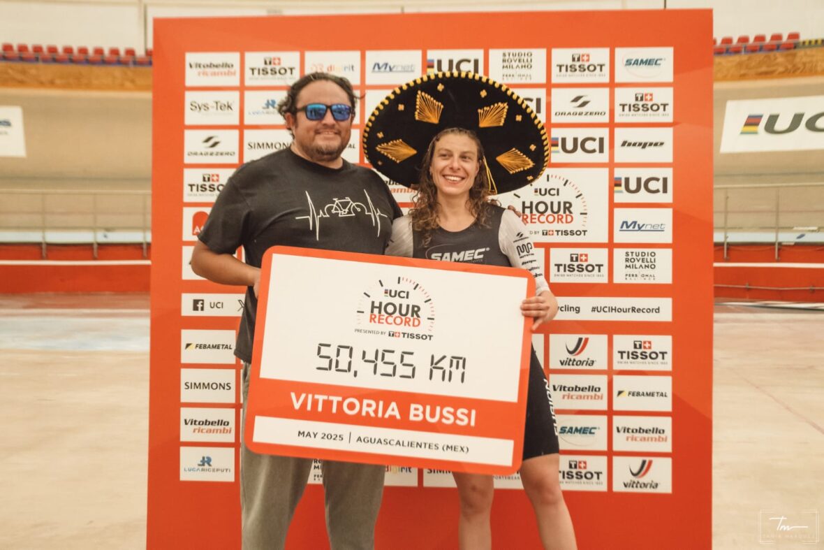 WhatsApp Image 2025 05 10 at 2.12.45 PM scaled VITTORIA BUSSI IMPONE NUEVA MARCA MUNDIAL EN EL VELÓDROMO “ALFREDO MORALES SHAADI” EN AGUASCALIENTES