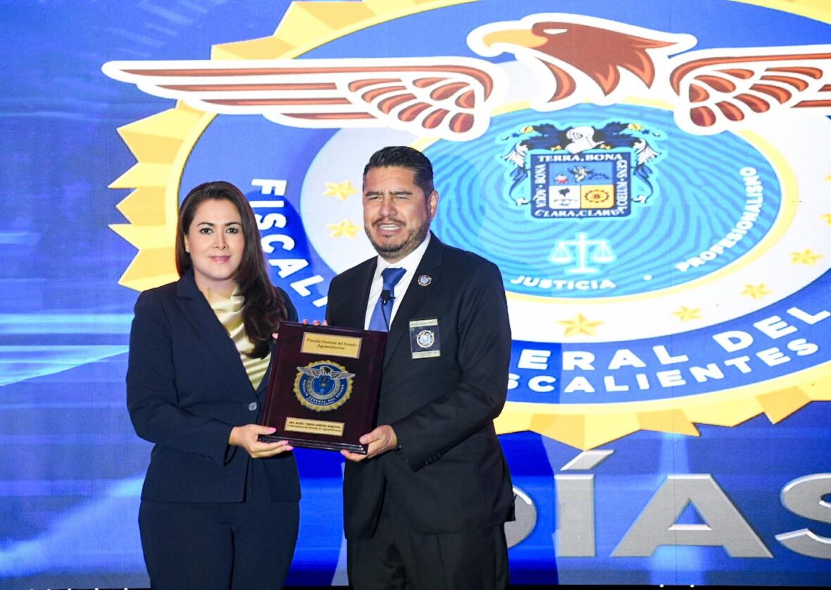 100 dias 2 scaled TERE JIMÉNEZ RECONOCE AVANCES EN LA FISCALÍA ESTATAL Y LLAMA A SEGUIR TRABAJANDO EN EL FORTALECIMIENTO DE LA JUSTICIA