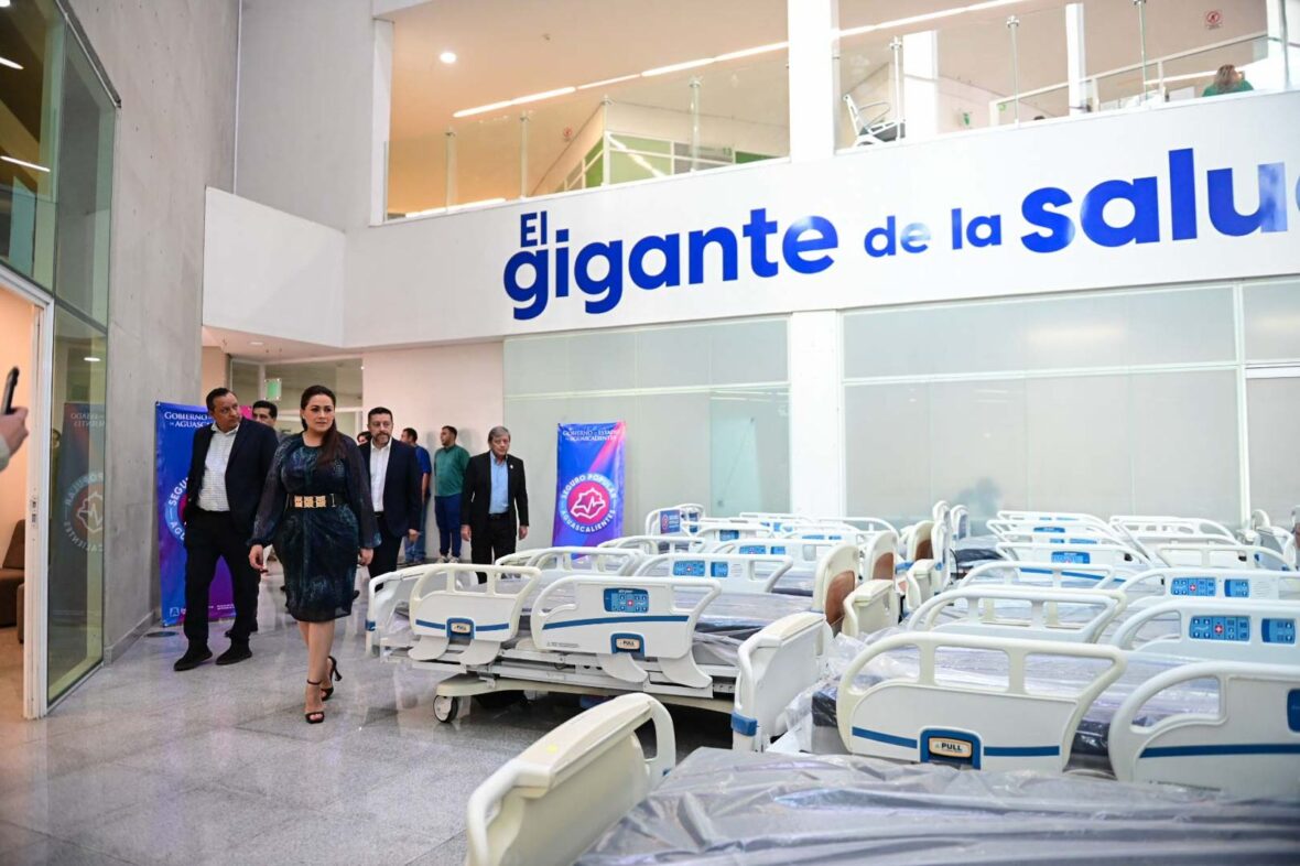 WhatsApp Image 2025 06 12 at 15.20.30 2 scaled SEGURO POPULAR AGUASCALIENTES IMPULSA UNA TRANSFORMACIÓN SIN PRECEDENTES EN SALUD PÚBLICA