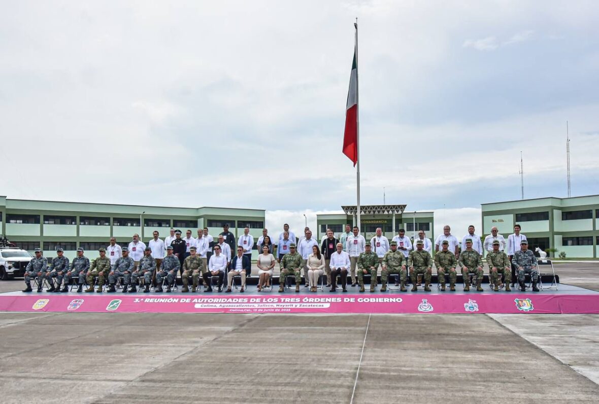 WhatsApp Image 2025 06 13 at 15.39.39 scaled TERE JIMÉNEZ SE REÚNE CON GOBERNADORES DE COLIMA, NAYARIT Y JALISCO PARA FORTALECER ESTRATEGIAS DE SEGURIDAD