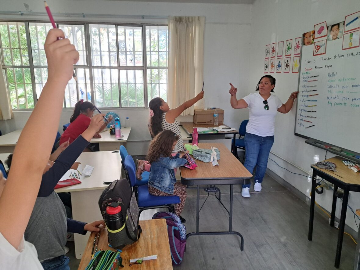 WhatsApp Image 2025 06 15 at 14.09.16 1 scaled EN AGUASCALIENTES, CLASES GRATIS DE INGLÉS, FRANCÉS, JAPONÉS, ALEMÁN, Y MÁS, CON EL GIGANTE BILINGÜE